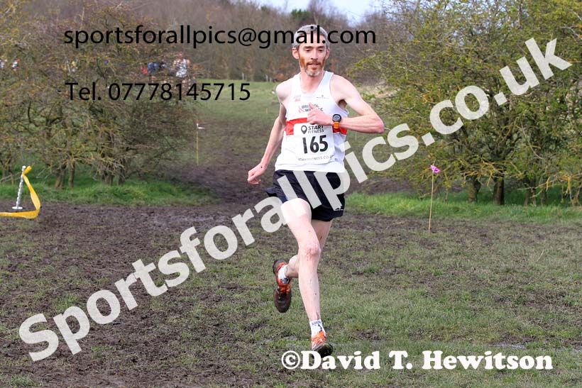 Men 35 to 60 in the 2023 BMAF Cross Country Champs., Wallsend. Photo: David T. Hewitson/Sports for All Pics